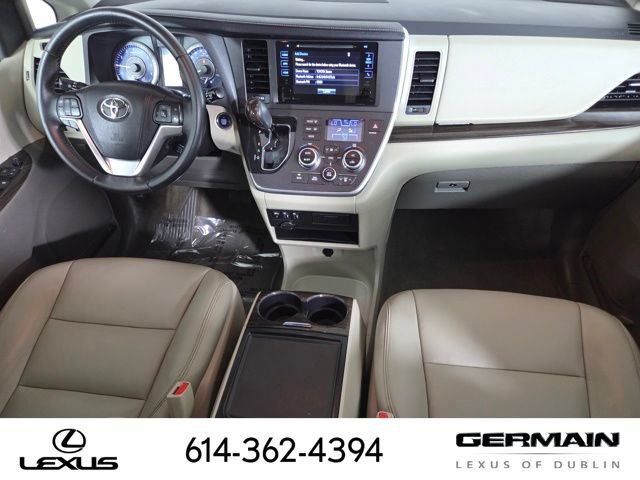 Used 2015 Toyota Sienna XLE FWD image 28