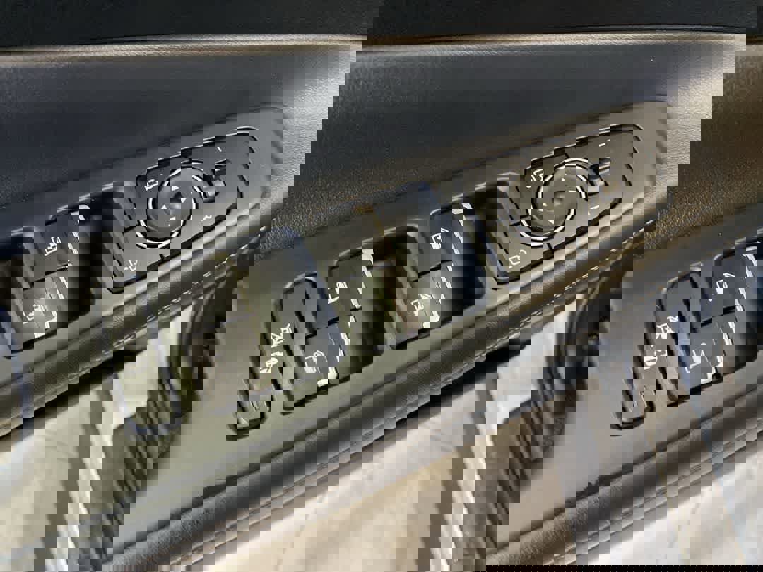 Used 2020 Hyundai Santa Fe SEL image 13