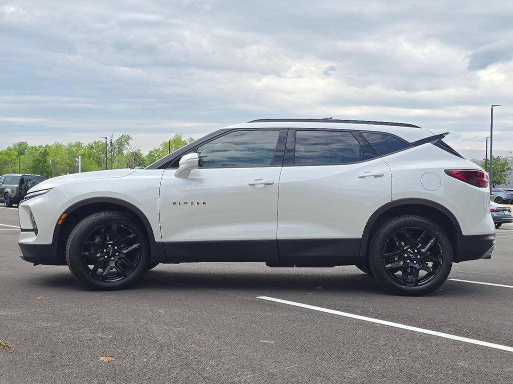 Used 2023 Chevrolet Blazer LT w/ LPO, Black Grille Bar Package AWD/4WD image 20