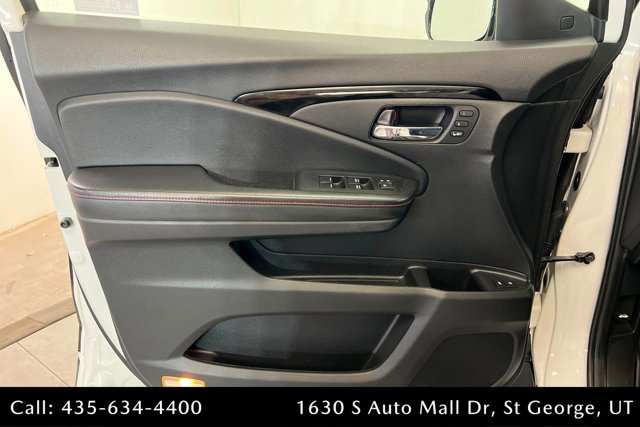 Used 2021 Honda Pilot Black Edition image 14