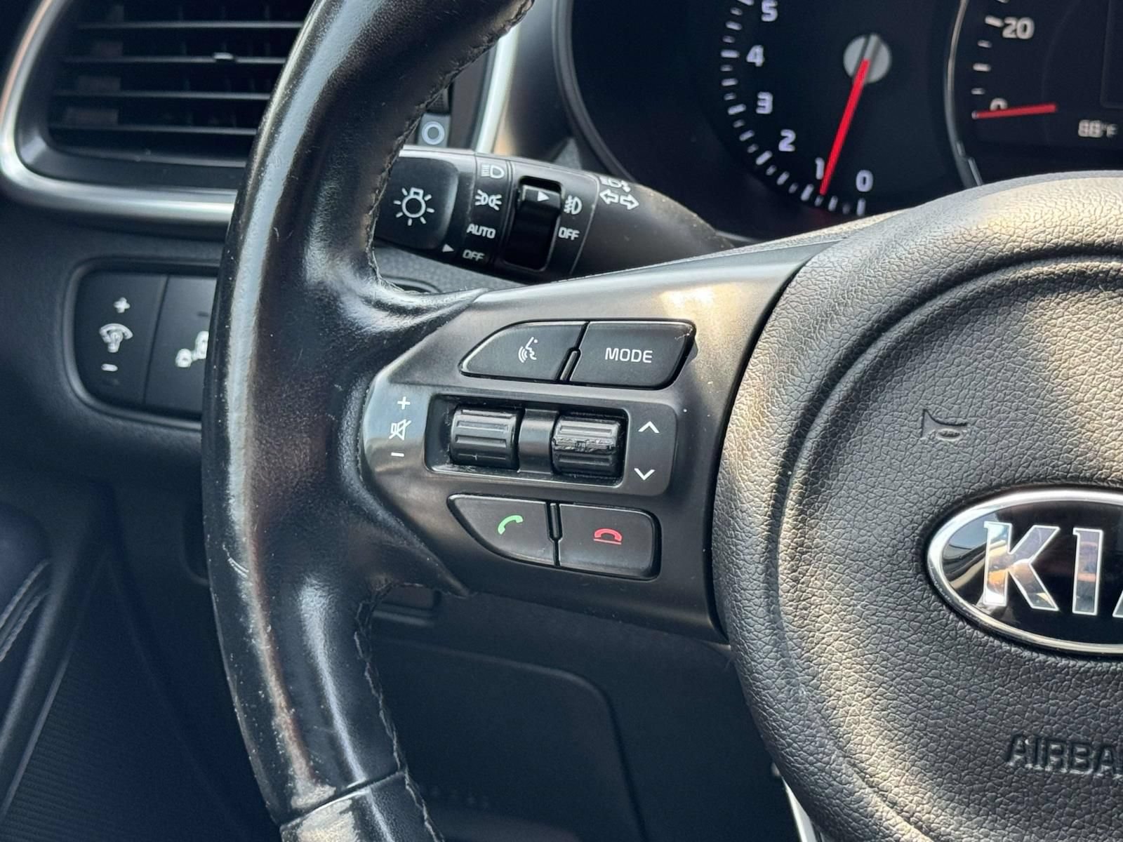 Used 2016 Kia Sorento SX AWD/4WD image 17