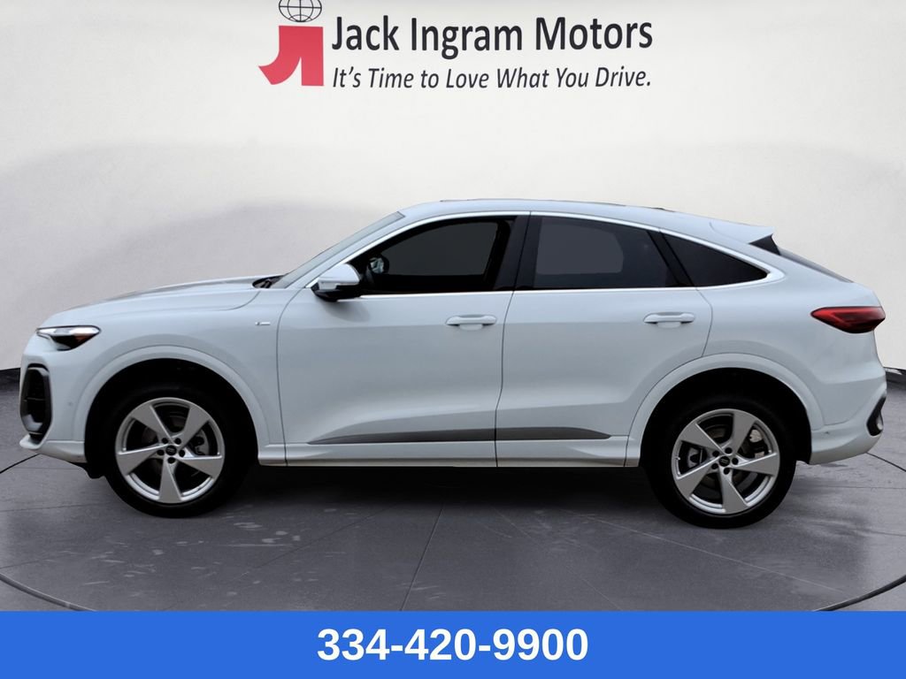 New 2025 Audi Q5 Premium Plus image 2