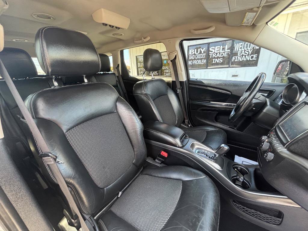 Used 2015 Dodge Journey Crossroad w/ Flexible Seating Group FWD image 37
