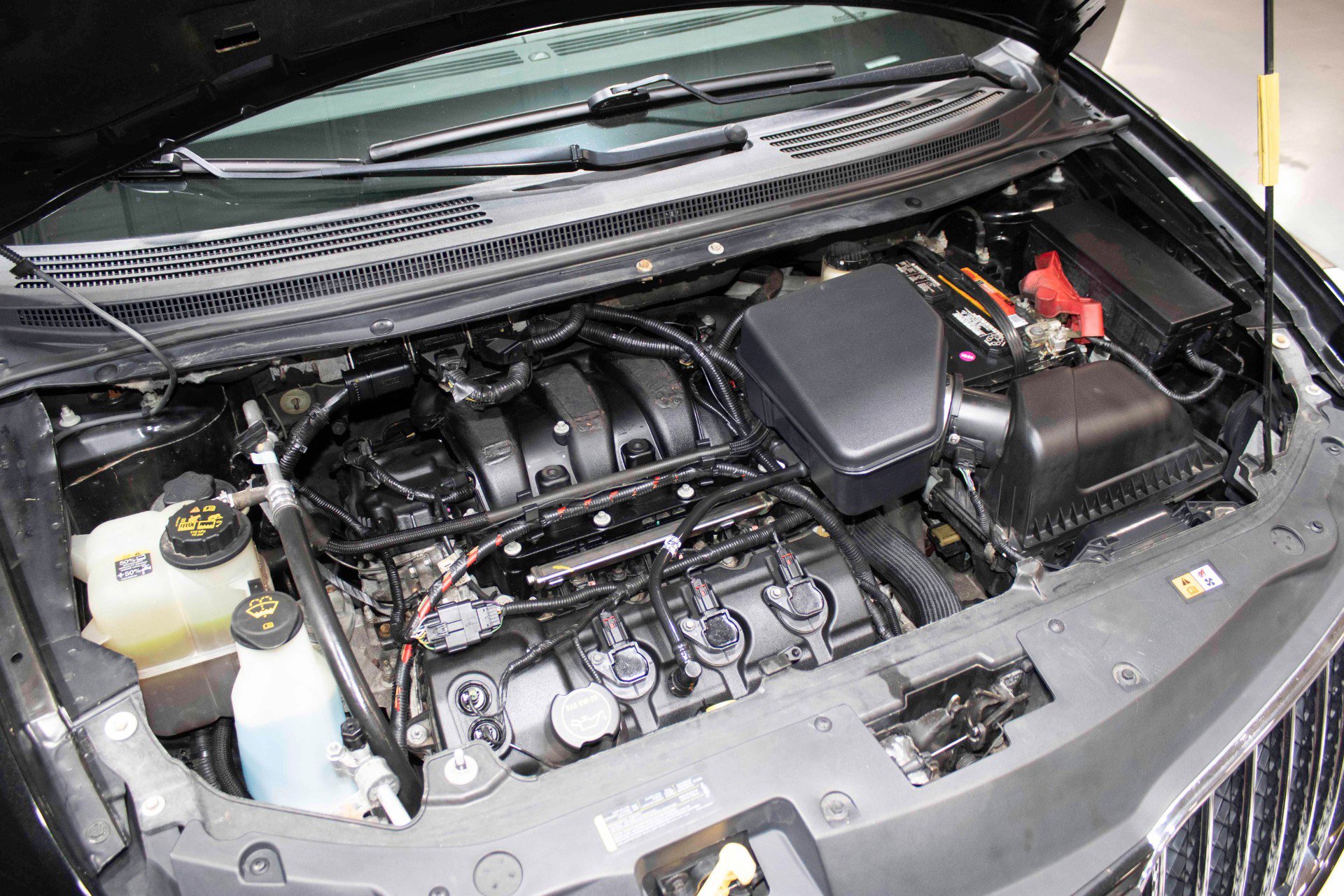 Used 2014 Lincoln MKX AWD w/ Olive Ash Wood Package image 4