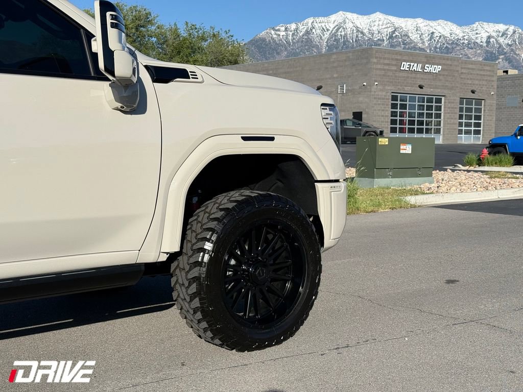 Used 2026 GMC Sierra 2500 AT4 w/ AT4 Premium Plus Package AWD/4WD image 4