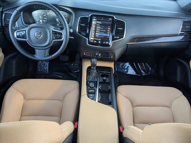 Used 2018 Volvo XC90 T6 Momentum w/ Convenience Package image 19