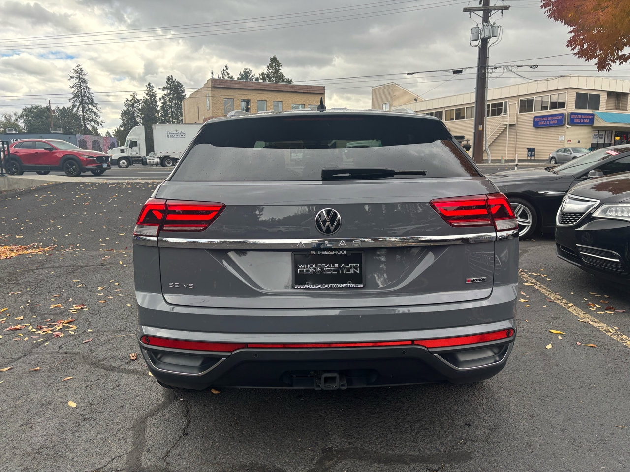 Used 2021 Volkswagen Atlas Cross Sport SE image 4