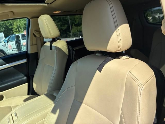 Used 2019 Toyota Highlander XLE FWD image 8