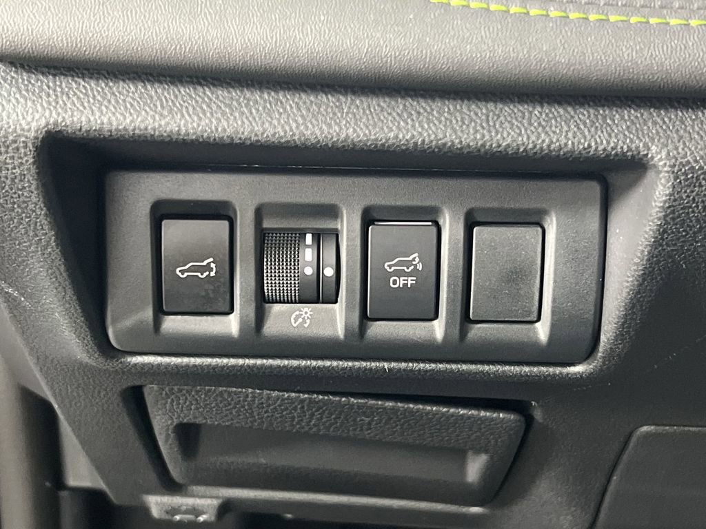 Used 2025 Subaru Outback Onyx Edition AWD/4WD image 18