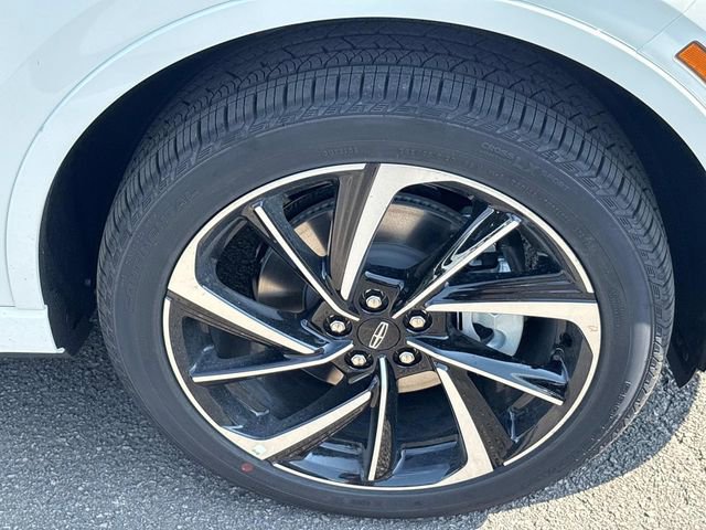 New 2025 Lincoln Corsair Grand Touring w/ Rear Removable Package Tray image 9