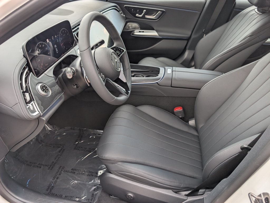 New 2026 Mercedes-Benz E 350 4MATIC Sedan image 11