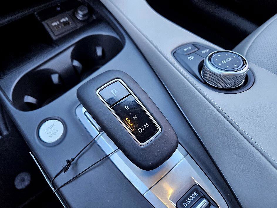 New 2025 INFINITI QX50 Luxe image 28