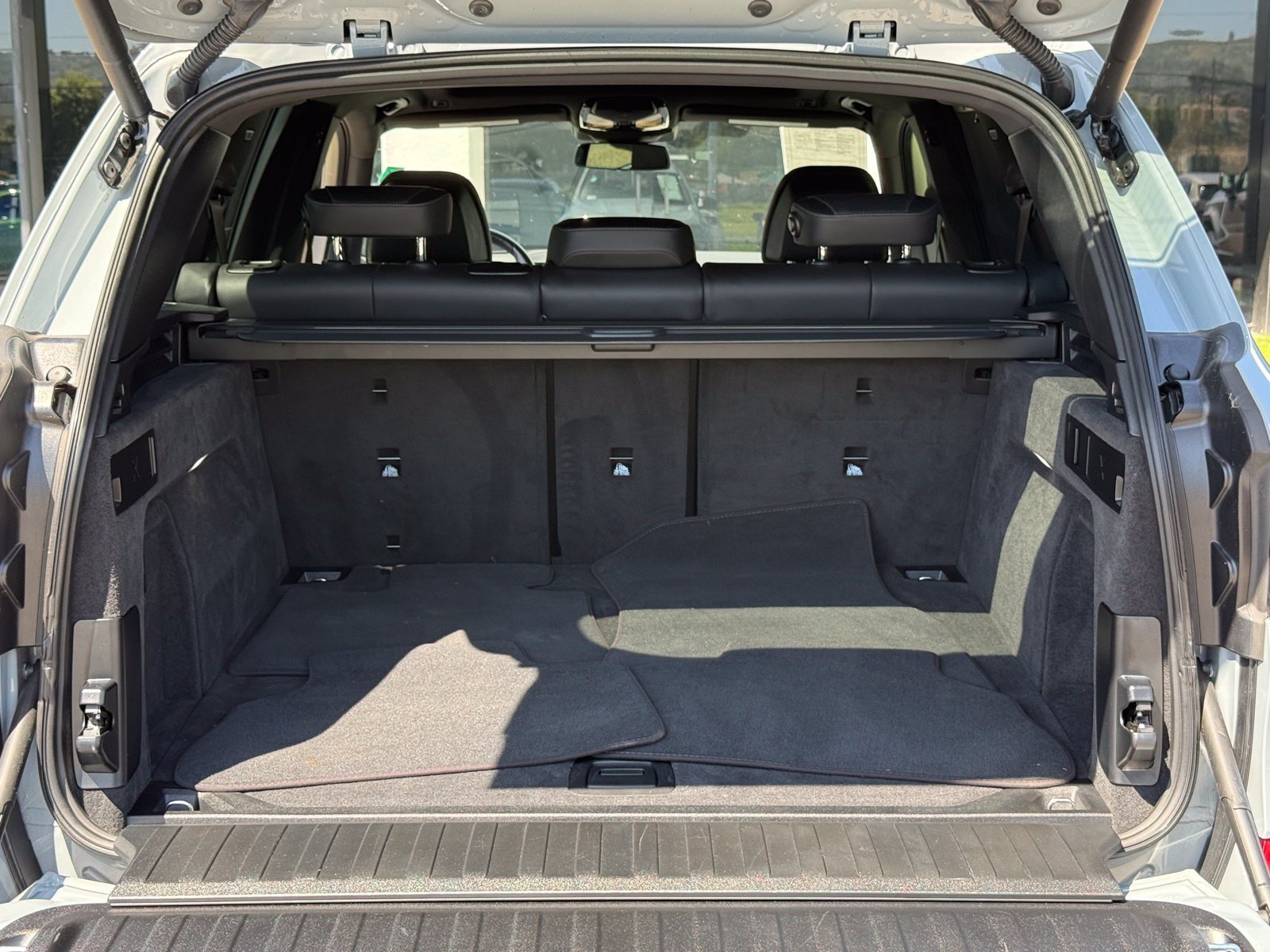 Used 2025 BMW X5 M60i AWD/4WD image 20