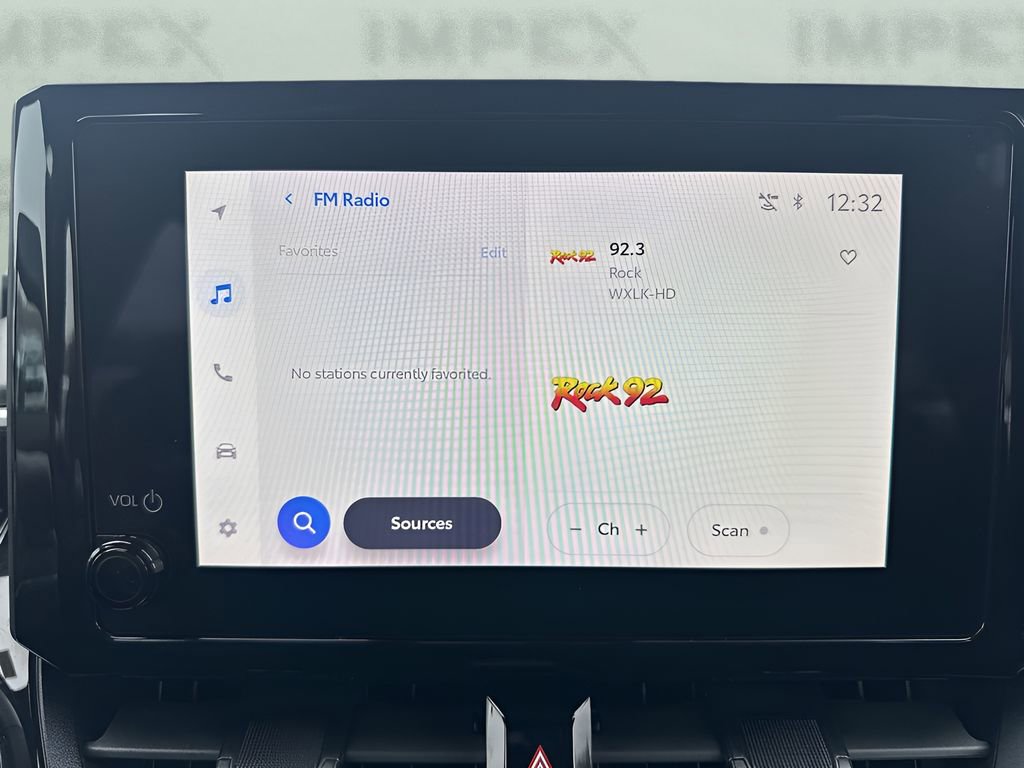 Used 2023 Toyota Corolla SE image 16