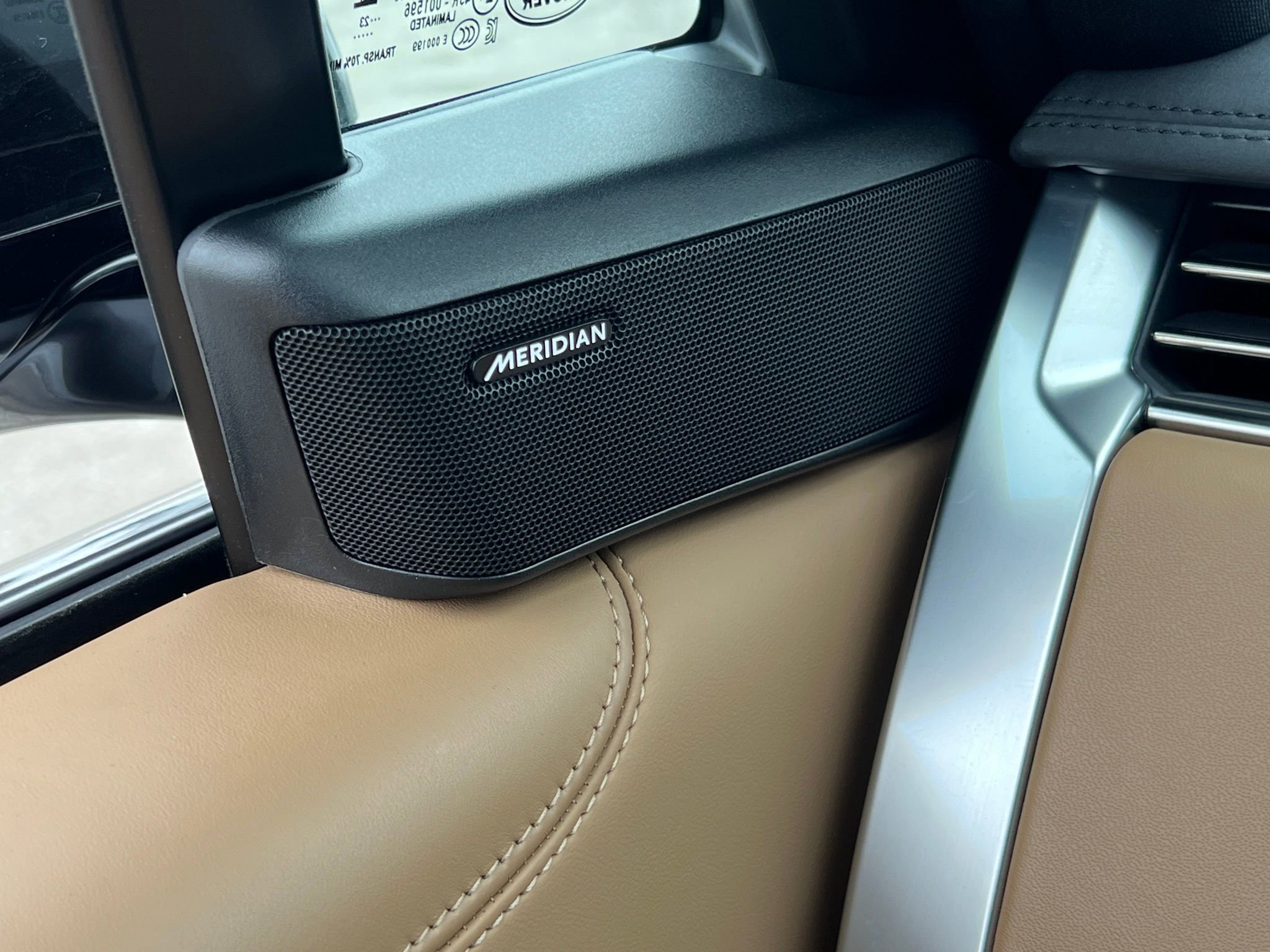 Used 2023 Land Rover Range Rover SE image 33