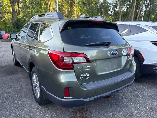 Used 2016 Subaru Outback 2.5i Premium AWD/4WD image 3