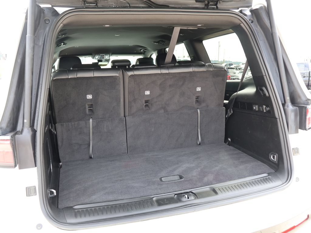 Used 2023 Jeep Wagoneer 4WD image 15