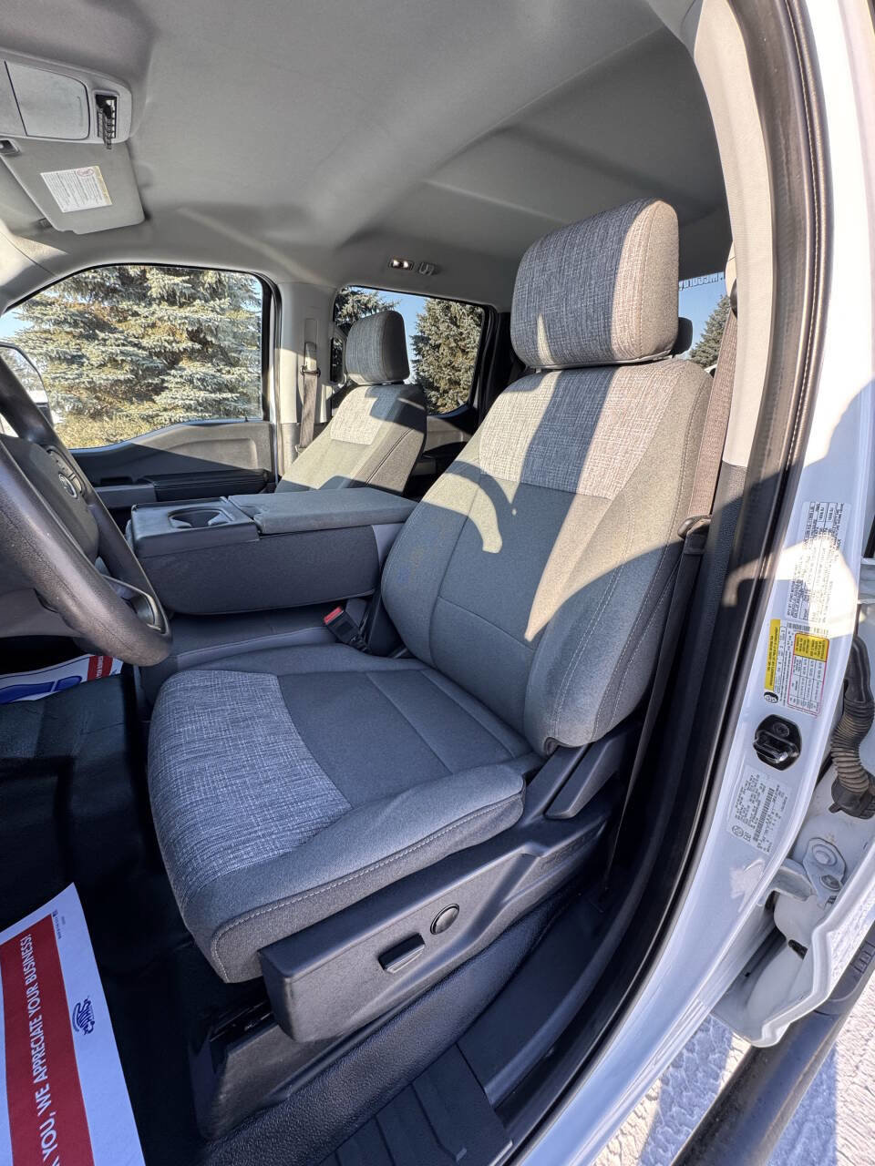 Used 2023 Ford F350 XLT w/ Camper Package image 48