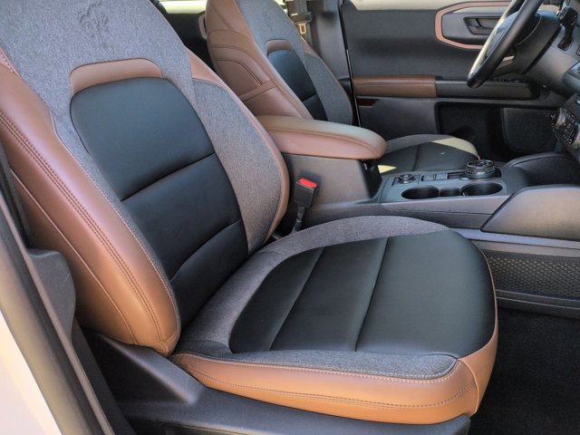 Certified 2024 Ford Bronco Sport Outer Banks w/ Tech Package image 22