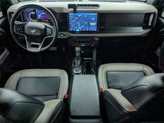 Used 2022 Ford Bronco Wildtrak image 28