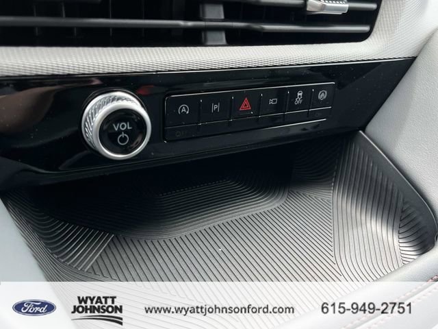 New 2026 Ford Explorer Active image 30