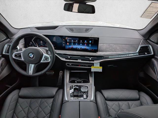 Used 2026 BMW X5 sDrive40i w/ M Sport Package RWD image 16