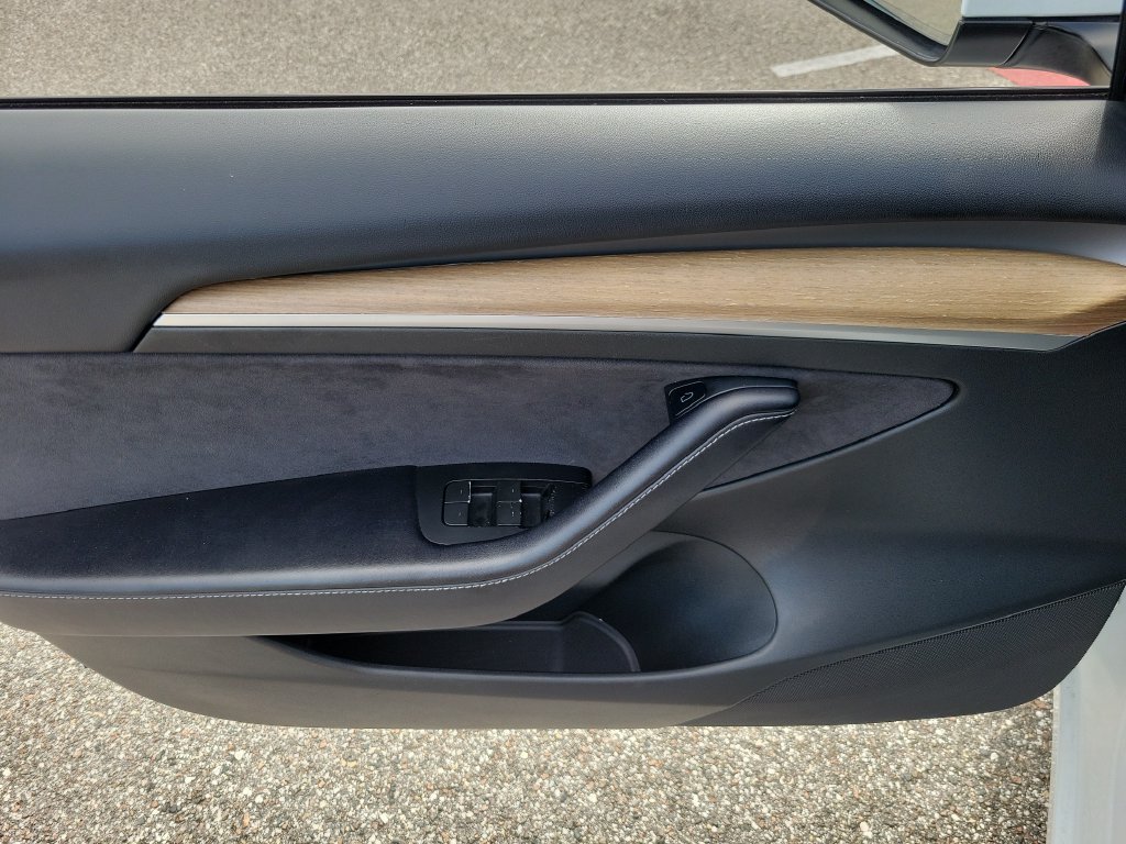 Used 2023 Tesla Model 3 Standard Range RWD image 11