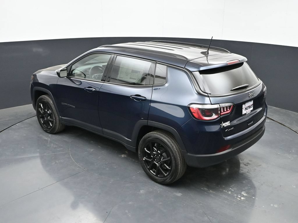 New 2026 Jeep Compass Latitude AWD/4WD image 36