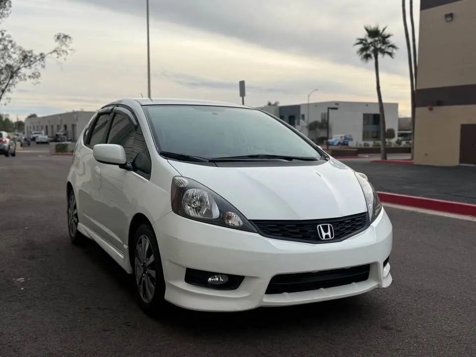 Used 2013 Honda Fit Sport image 6