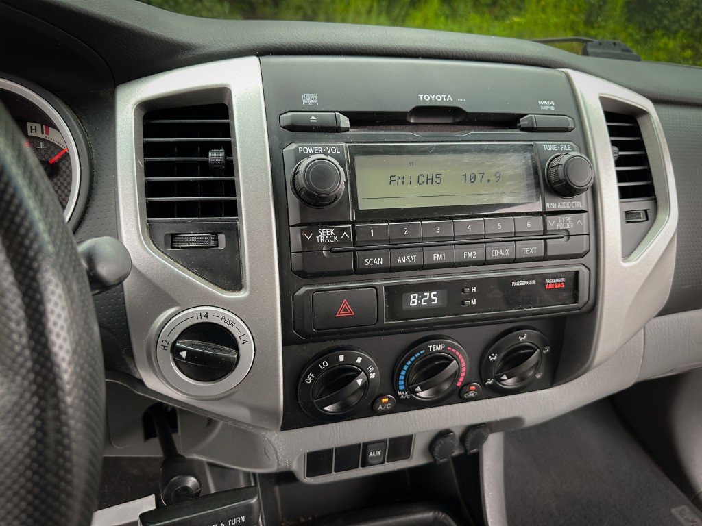 Used 2012 Toyota Tacoma image 15