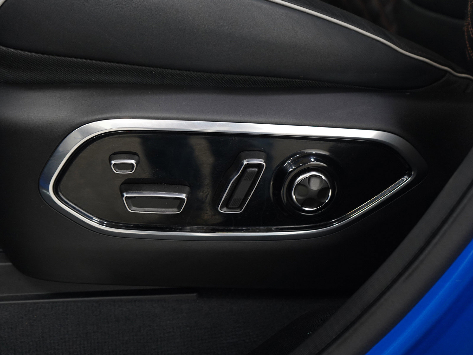 Used 2023 Jeep Grand Cherokee Summit image 31