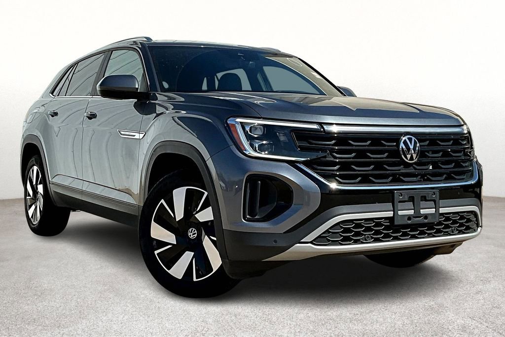 Used 2024 Volkswagen Atlas Cross Sport SE image 1