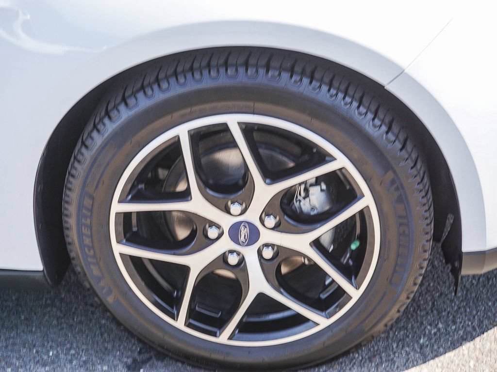 Used 2018 Ford Focus SEL FWD image 10