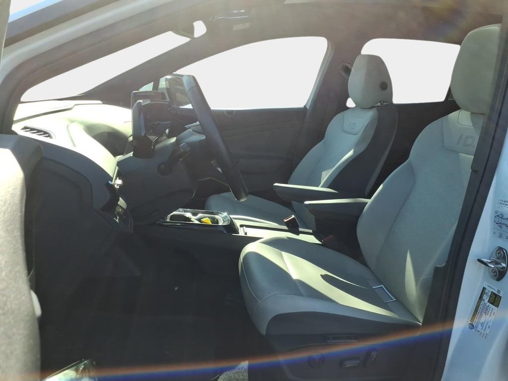 Used 2021 Volkswagen ID.4 Pro S image 18