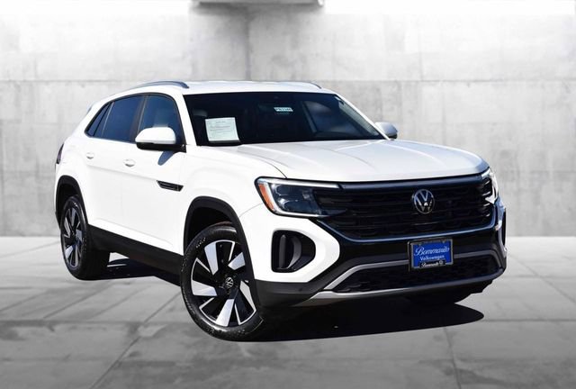 Certified 2024 Volkswagen Atlas Cross Sport SE image 2