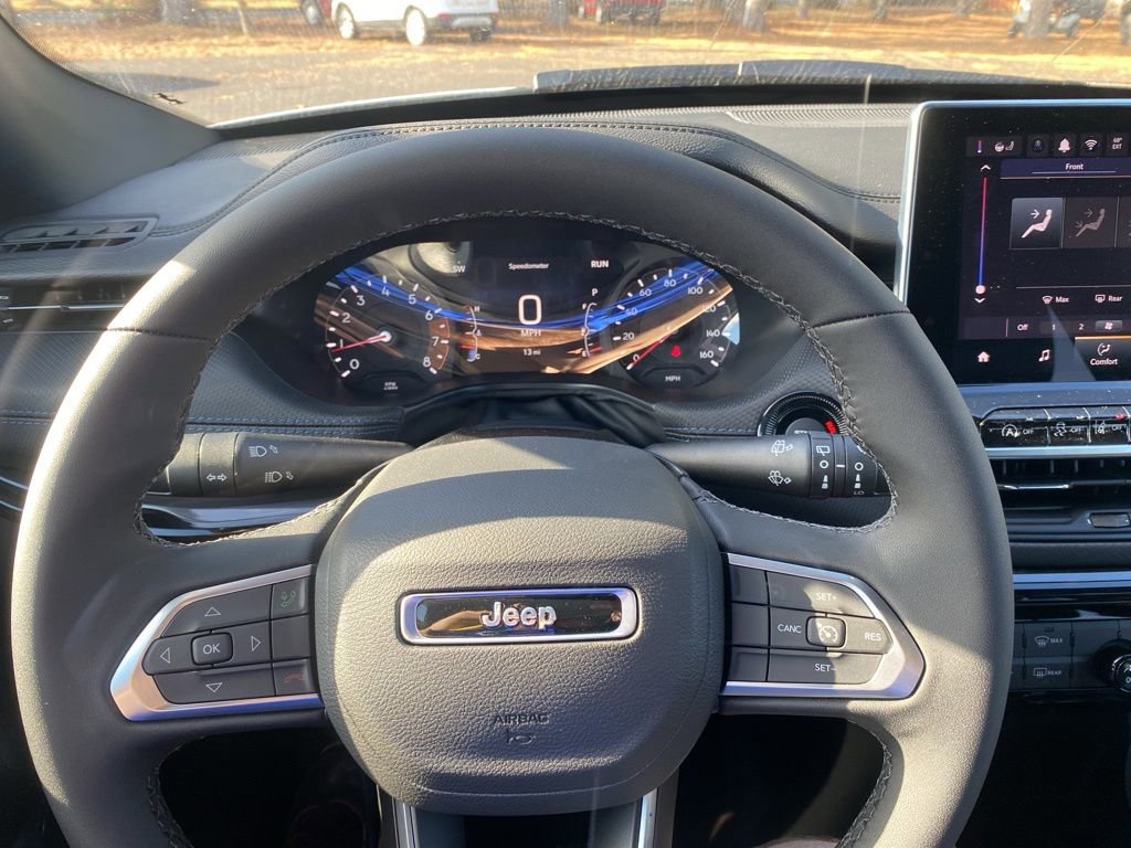 New 2026 Jeep Compass Latitude image 25