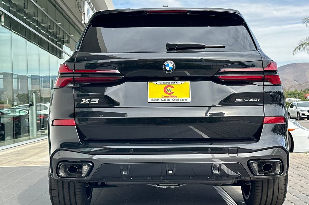 New 2026 BMW X5 sDrive40i w/ M Sport Package RWD image 4