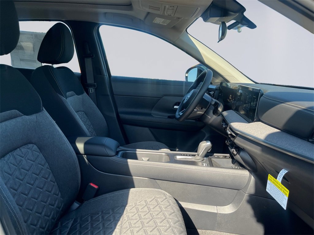New 2026 Nissan Kicks SV w/ SV Premium Package image 17