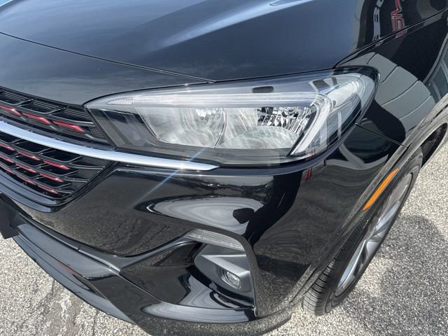 Used 2023 Buick Encore GX Select w/ Sport Touring Package image 12