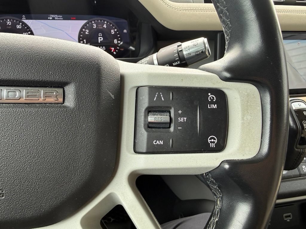Used 2020 Land Rover Defender 110 First Edition AWD/4WD image 35