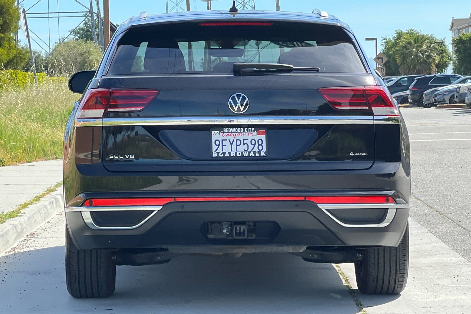 Used 2023 Volkswagen Atlas Cross Sport SEL AWD/4WD image 5