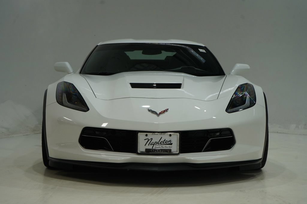 Used 2018 Chevrolet Corvette Grand Sport RWD image 12