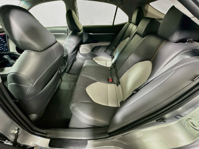 Certified 2020 Toyota Camry XLE FWD image 22