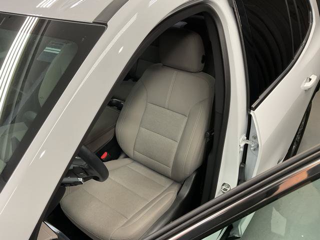Used 2026 GMC Acadia Elevation FWD image 9