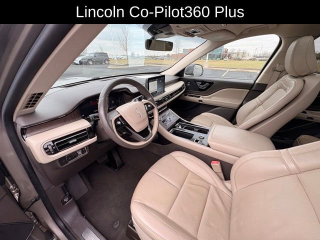 Used 2021 Lincoln Aviator Reserve w/ Equipment Group 201A image 12