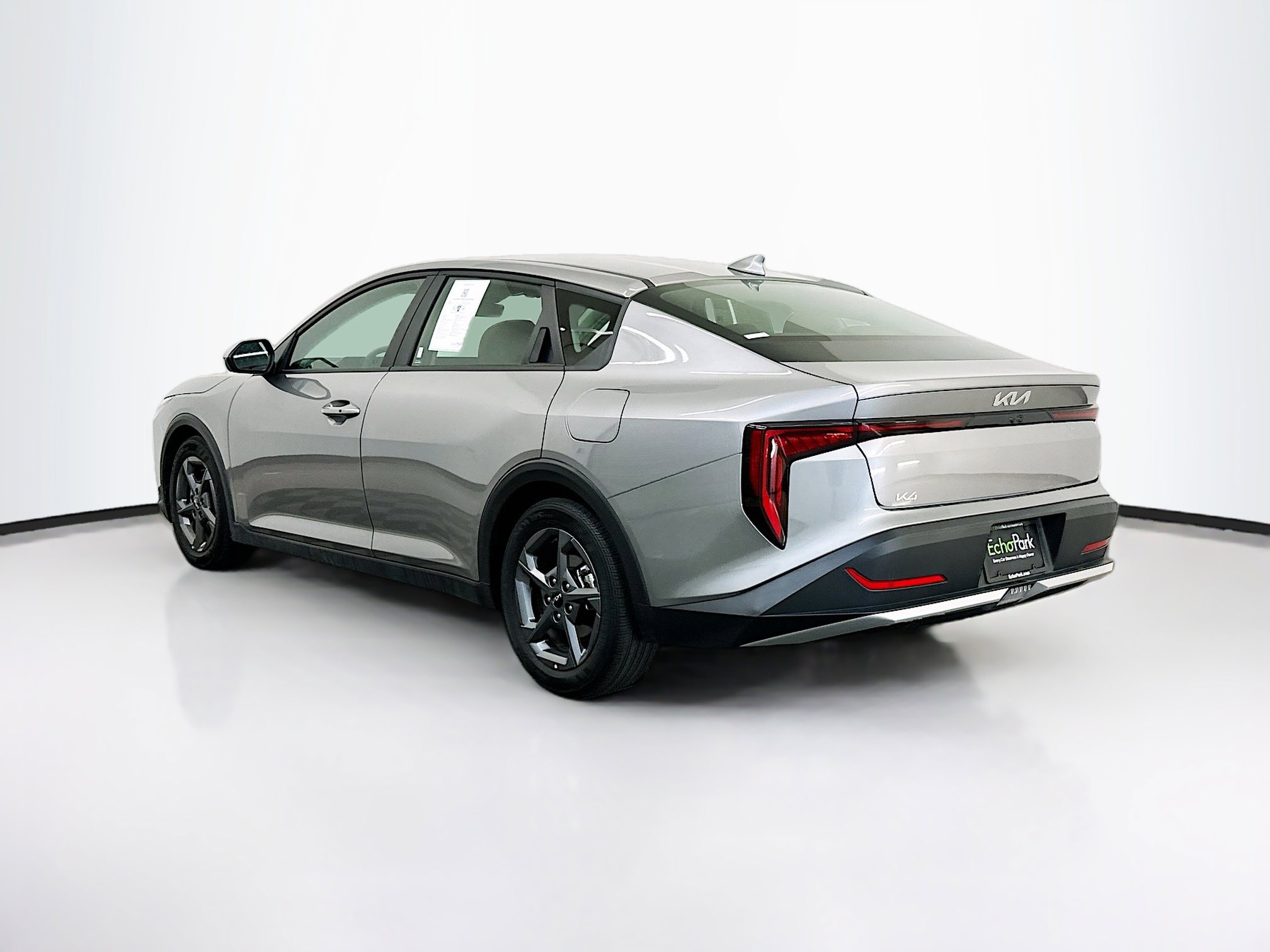 Used 2025 Kia K4 LXS image 5