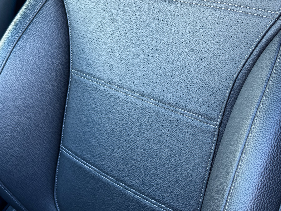 Used 2025 Mercedes-Benz C 300 Sedan image 22