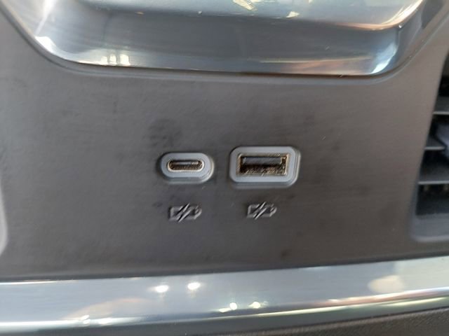 Used 2023 Chevrolet Silverado 1500 High Country w/ Technology Package image 26
