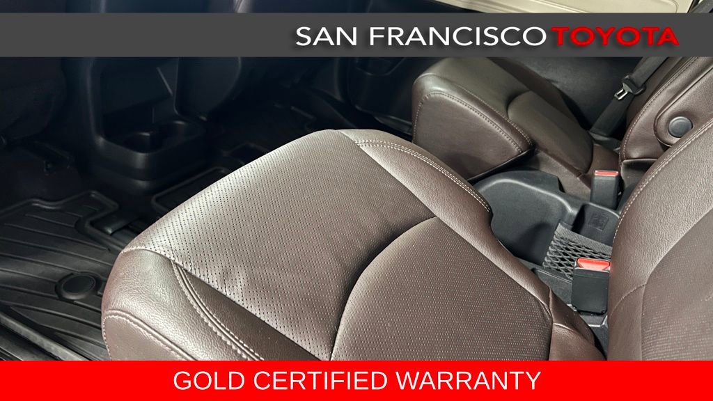 Certified 2022 Toyota Sienna Platinum image 17