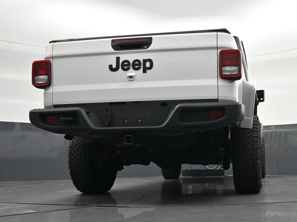 Used 2023 Jeep Gladiator Sport AWD/4WD image 28